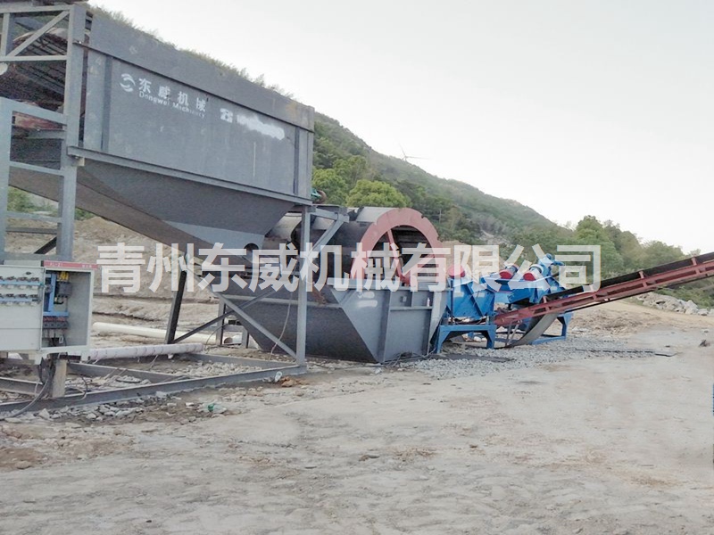 湖南輪式洗沙篩沙脫水篩設備使用現(xiàn)場